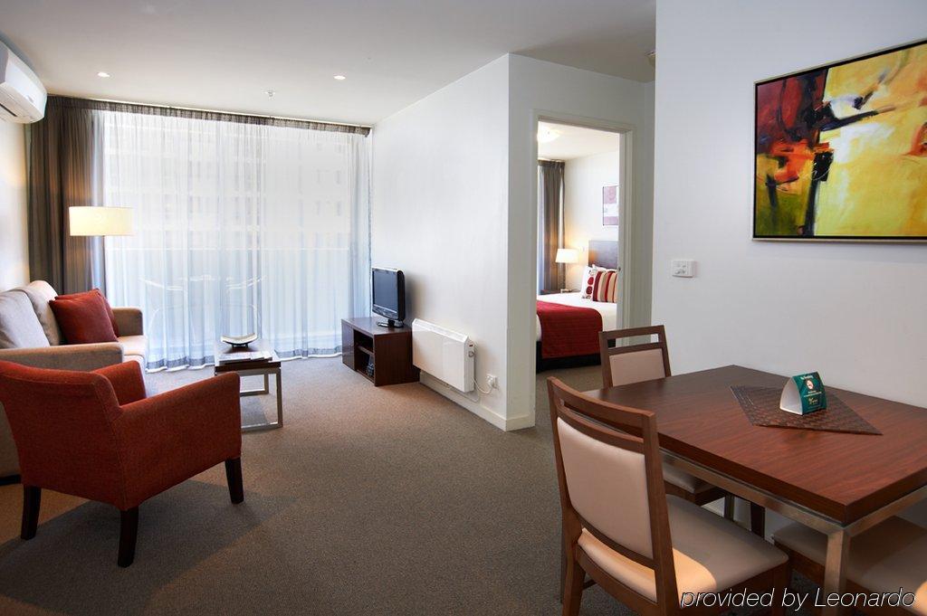 เควสท์ออนดอร์คัสอพาร์ตเมนท์ Aparthotel เมลเบิร์น ภายนอก รูปภาพ