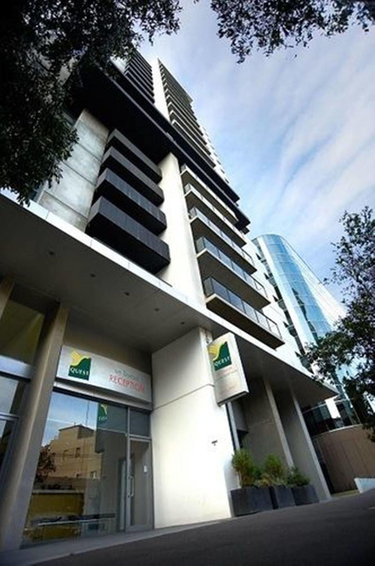 เควสท์ออนดอร์คัสอพาร์ตเมนท์ Aparthotel เมลเบิร์น ภายนอก รูปภาพ